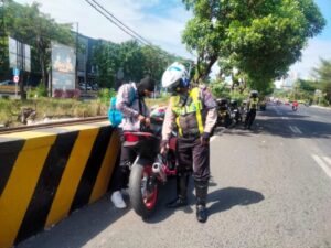 Operasi Patuh Semeru 2023 Polrestabes Surabaya Terpantau Pelanggaran Turun