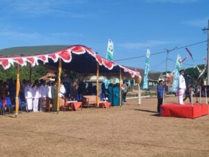 Upacara Pengibaran Bendera HUT RI ke 78 di Kecamatan Raas Berjalan Hikmat