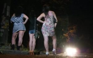 10 Kisah Wanita Pekerja Malam yang Membuat Bulu Kuduk Berdiri