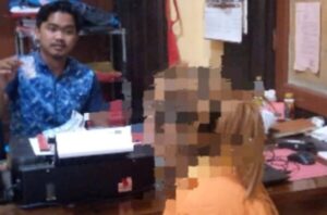 Diduga Edarkan Sabu, Perempuan Cantik Diamankan Satreskoba Polres Bondowoso