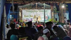 Komunitas MASTER’S Sukses Gelar Pengajian Umum Maulid Nabi Di Terminal Situbondo