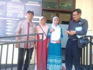 Korban Perusakan Rumah Warga Desa Suboh Pidanakan Para Pelaku