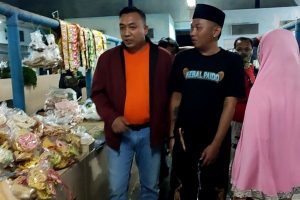 Mas Rio Engages with the Community at Pasar Besuki Baru
