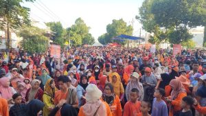 Puluhan Ribu Peserta Jalan Santai Mas Rio Representasi Gelombang Optimisme dan Harapan Baru Situbondo