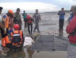 Nelayan Ditemukan Tidak Bernyawa di Pantai Duwet, Diduga Terjerat Jaring