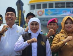 Gubernur Khofifah, Bupati Mas Rio, dan Wabup Ulfi Lepas Angkutan Mudik di Jangkar