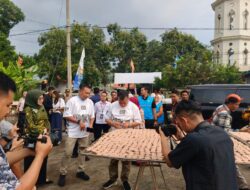 Pulang dari Jakarta, Mas Rio Geret Wamen UMKM, Pamerkan Rengginang