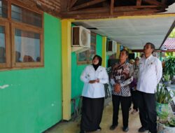 Wakil Bupati Situbondo Tinjau Kerusakan Fasilitas SMPN 1 Banyuputih: Empat Ruang Kelas Tak Layak Pakai
