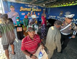 Polantas Menyapa: Bagikan 200 Paket Makanan dan Sosialisasikan Operasi Patuh Semeru 2025