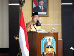 Mas Rio Menjawab Pandangan Umum Fraksi-fraksi DPRD Situbondo: Dari Lansia hingga Polemik Pasir Putih