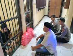 Jumat Berkah, Polres Situbondo Gelar Doa Bersama dan Makan Siang untuk Tahanan