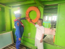 Satpolairud Polres Situbondo Intensifkan Edukasi Keselamatan Berlayar untuk Nelayan