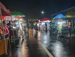 Semangat Tak Padam Diguyur Hujan: PASAR RAMADHAN PASAR PERRENG Situbondo Resmi Dibuka