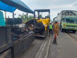 Pastikan Jalur Mudik Aman, Mas Rio Pantau Langsung Perbaikan Pantura Situbondo