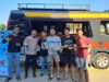 Satbinmas Polres Situbondo Bagikan 200 Cangkir Kopi Gratis, Sejukkan Suasana Piala Soeratin U-17